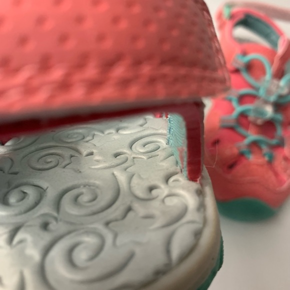 Northside girls outdoor shoes-sandals pink/ blue size 7, 9, 10,various NWOT - Picture 9 of 14